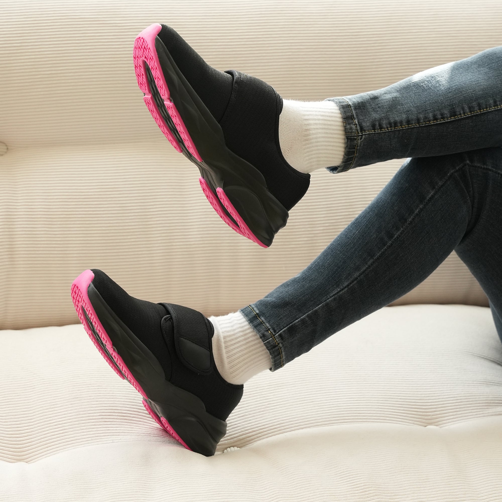 Black Berry Walking Shoes-Freya